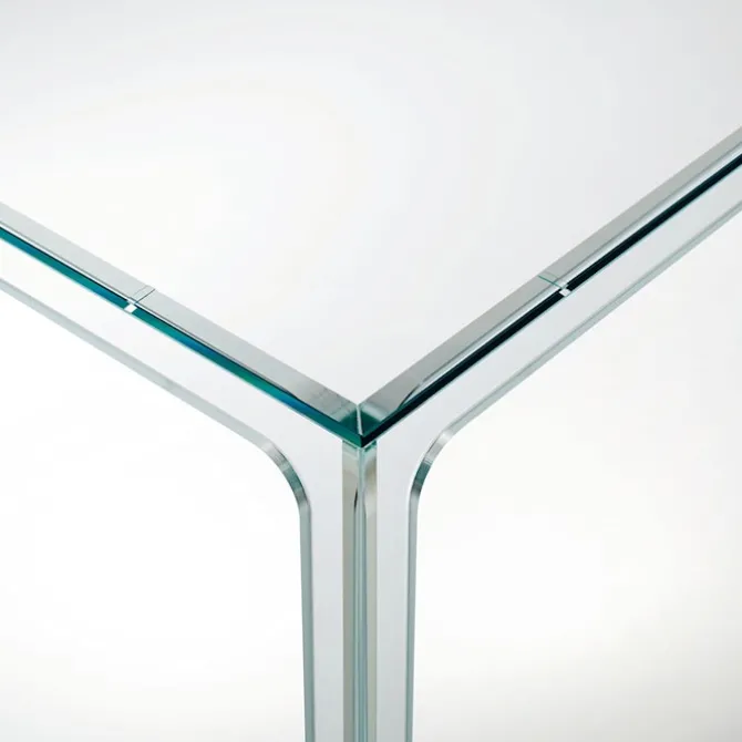 Oscar Table