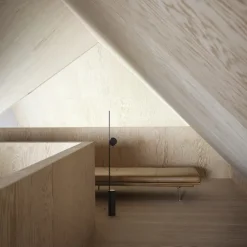 Outline Daybed