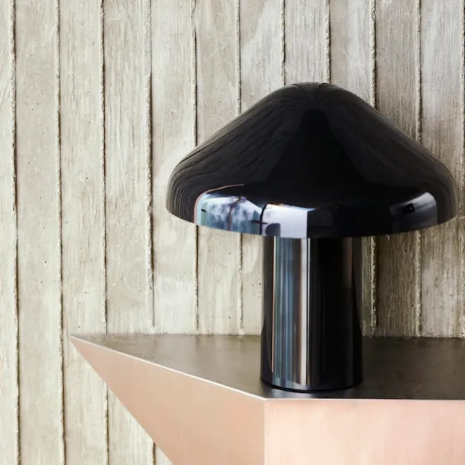 Pao bærbar bordlampe