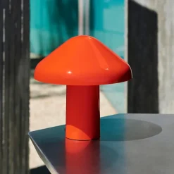 Pao bærbar bordlampe