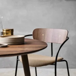 Pavilion Armchair AV4 Black
