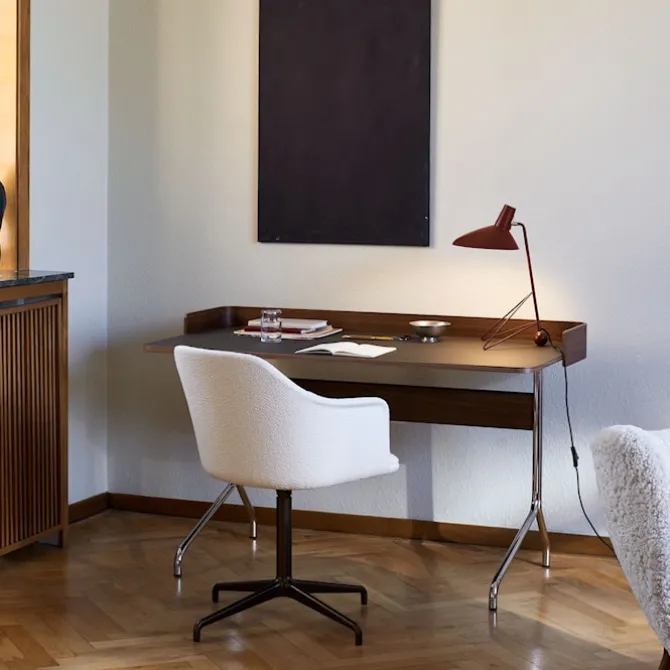Pavilion Desk AV17