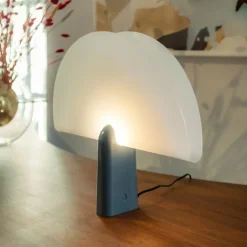 Pavo Table Lamp
