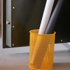 Perforated papirkurv