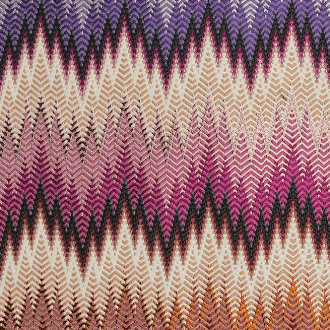 Phrae Cushion 100