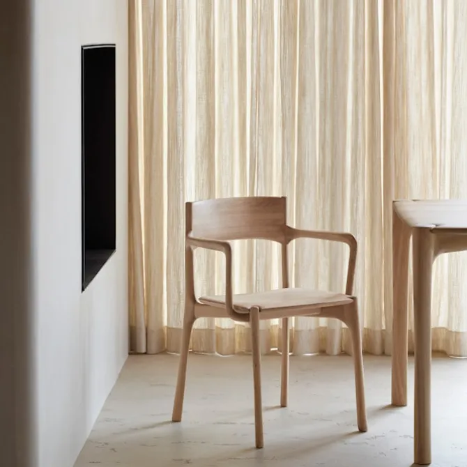 PI Dining Table