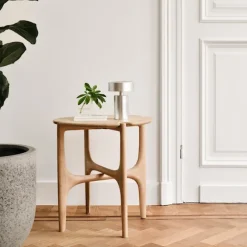 PI Side Table