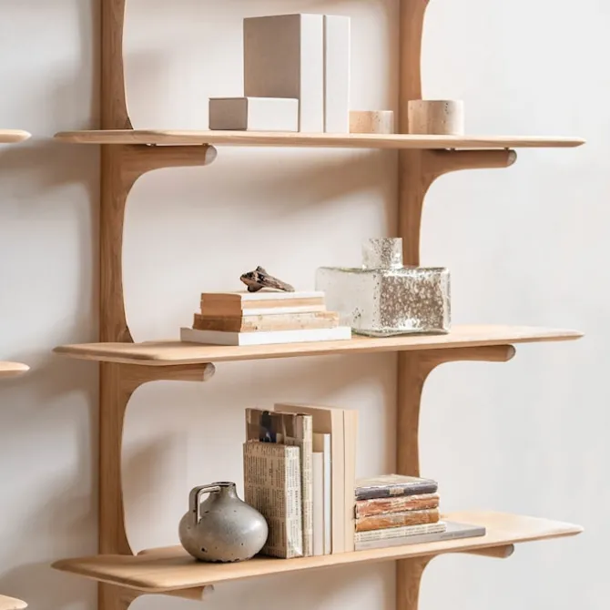PI Wall Shelf Oak