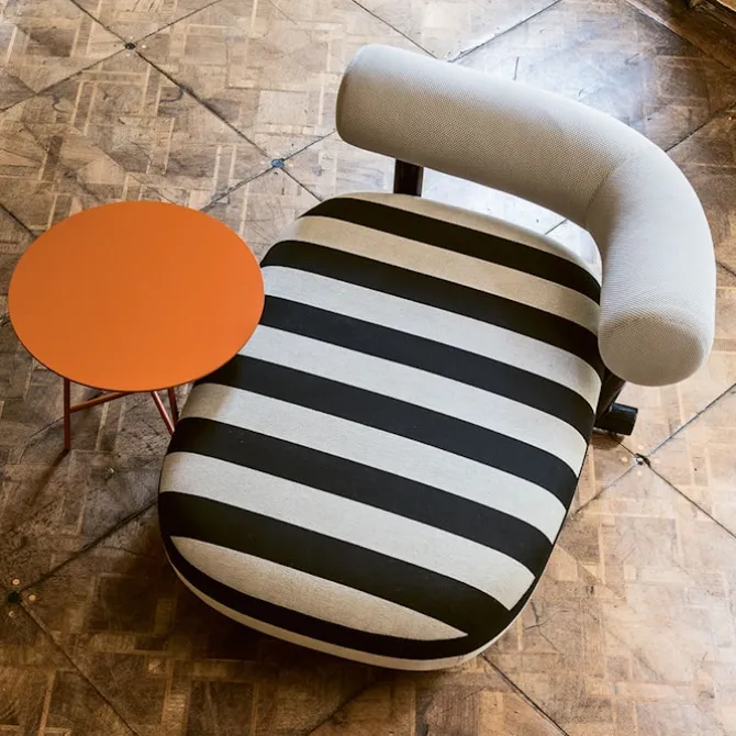 Pipe Chaise Lounge Right