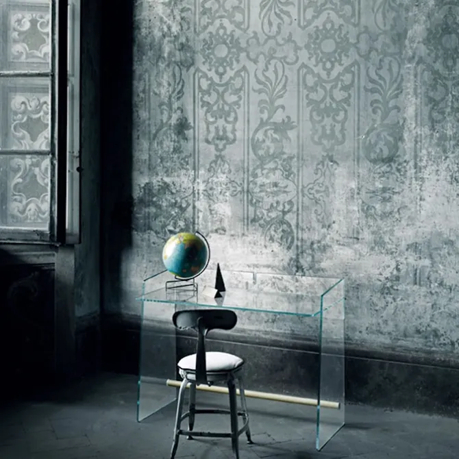 Pirandello Desk