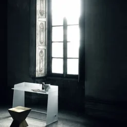 Pirandello Desk