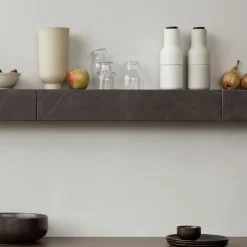 Plinth Shelf vegghylle