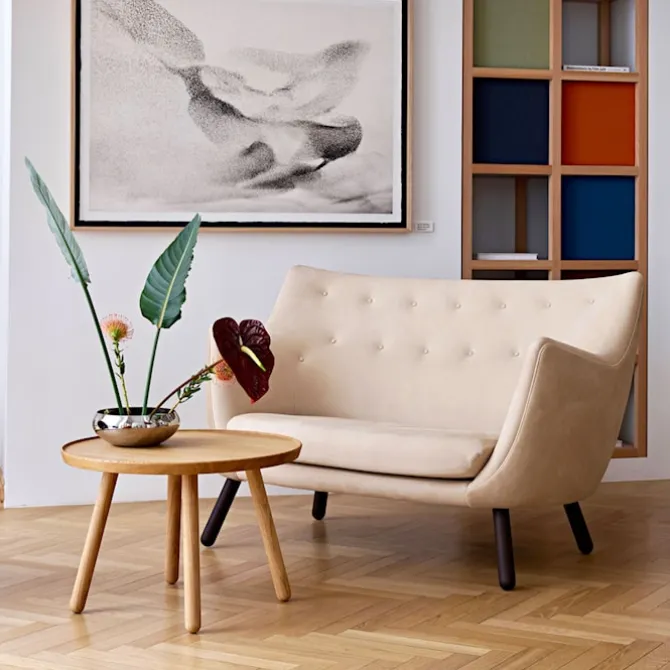 Poet sofa Dark oiled oak