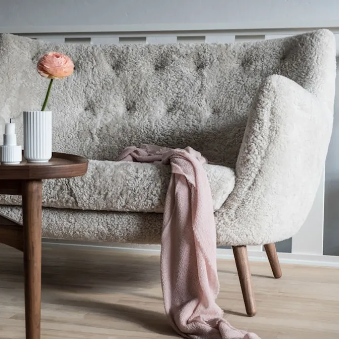 Poet sofa Dark oiled oak