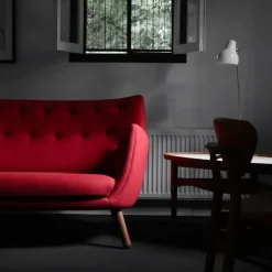 Poet sofa Light oiled oak