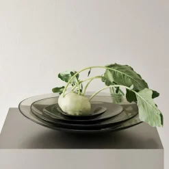 Pond Plate Grey