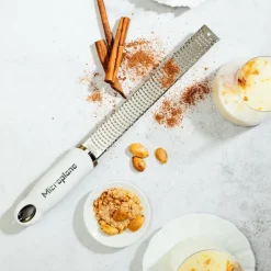 Premium classic zester