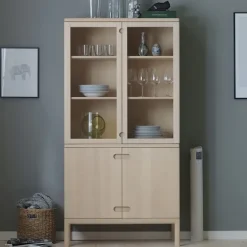 Prio Vitrineskap