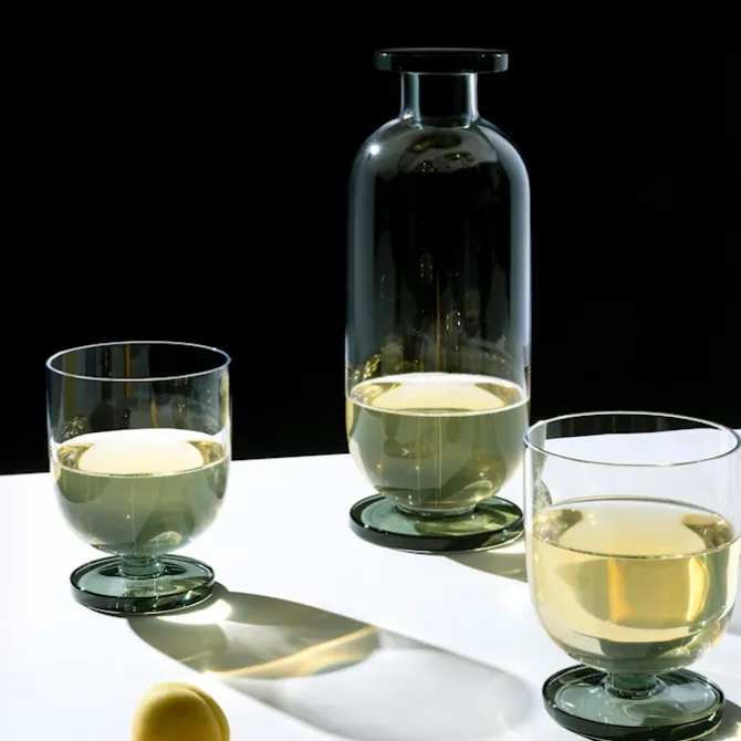 Puck Decanter