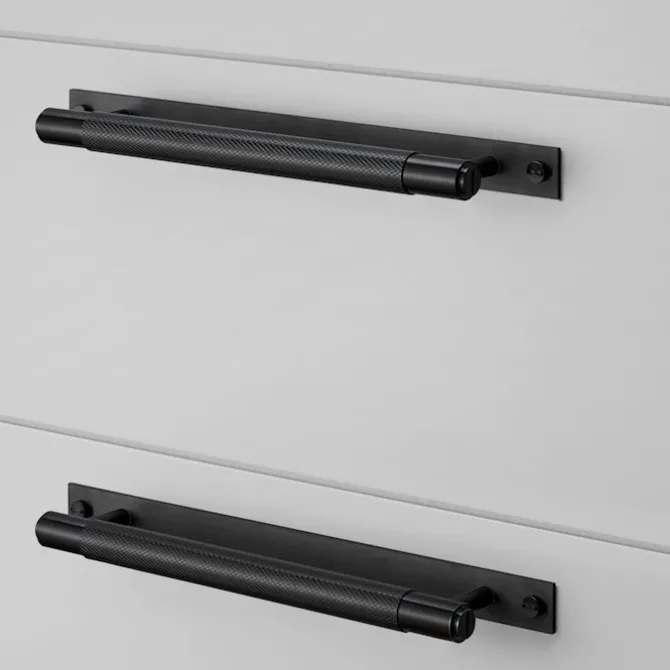 Pull Bar Plate