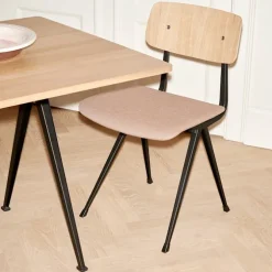 Pyramid bord 02 190 cm Beige