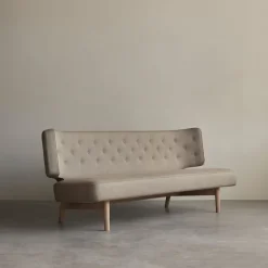 Radiohus 2-seters sofa eik