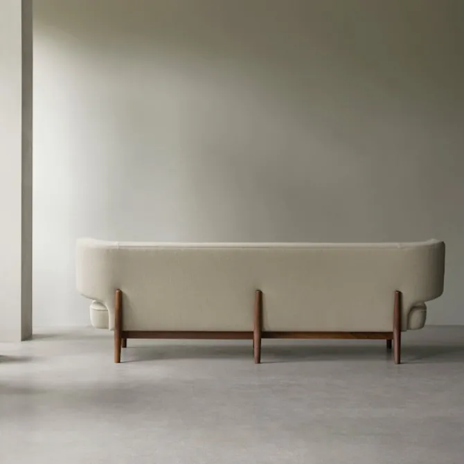 Radiohus 2-seters sofa eik