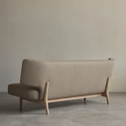 Radiohus 2-seters sofa eik