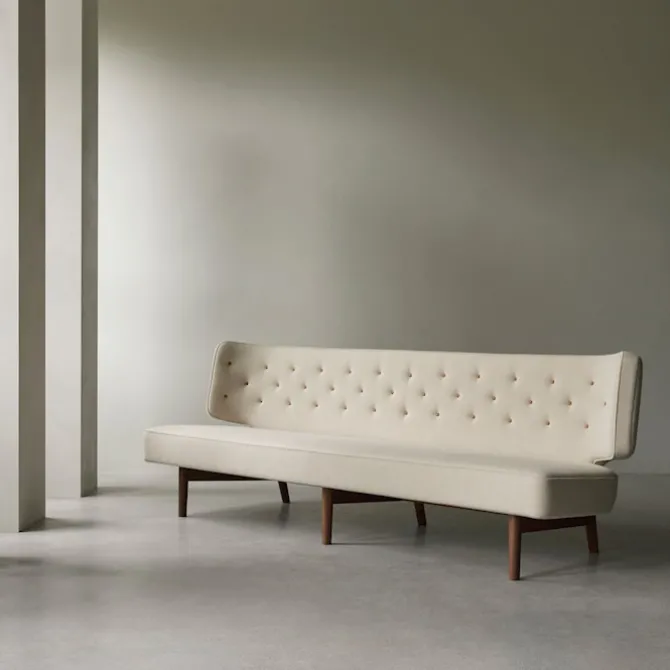 Radiohus 2-seters sofa eik