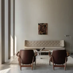 Radiohus 2-seters sofa valnøtt