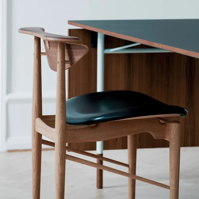 Reading stol Dark oiled Oak/Walnut