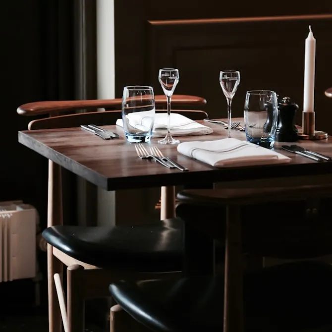 Reading stol Dark oiled Oak/Walnut