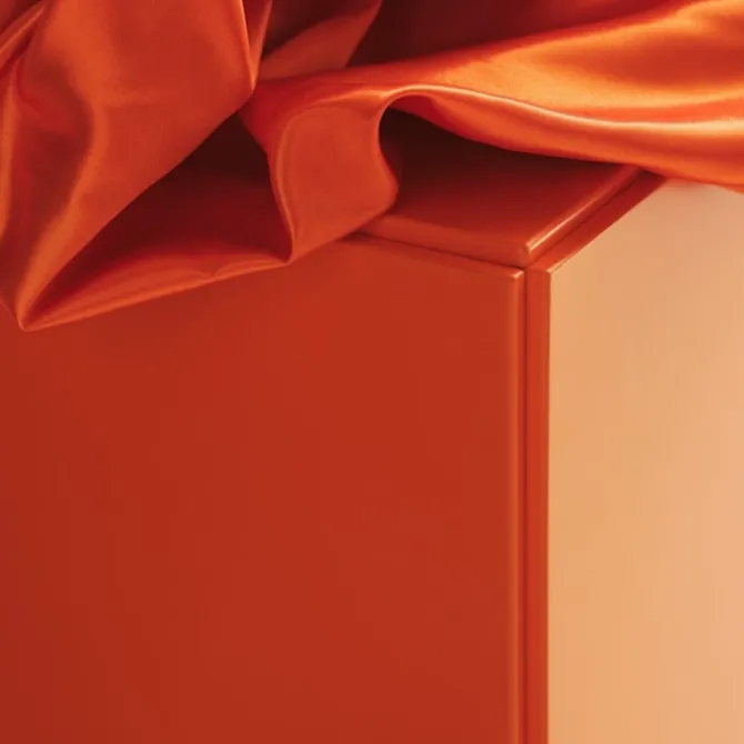 Relief Chest of Drawers Low Plinth