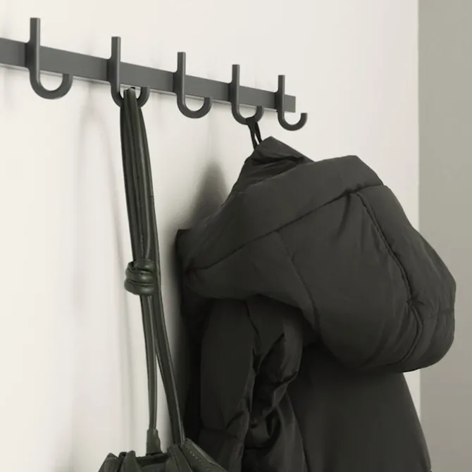 Relief Hook Rail Medium