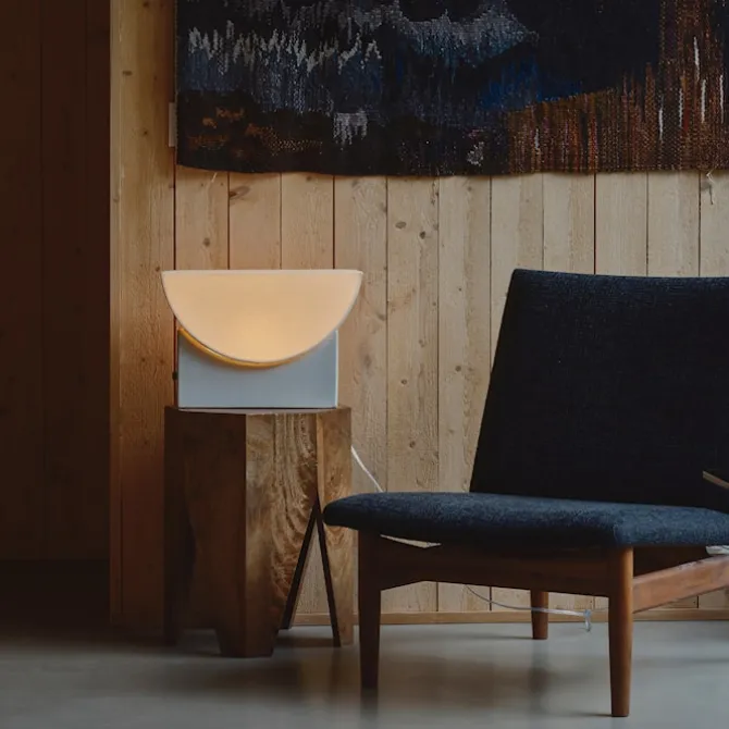 Reminder (001) Table Lamp