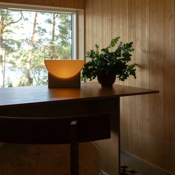 Reminder (001) Table Lamp