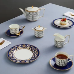 Renaissance Gold Teapot