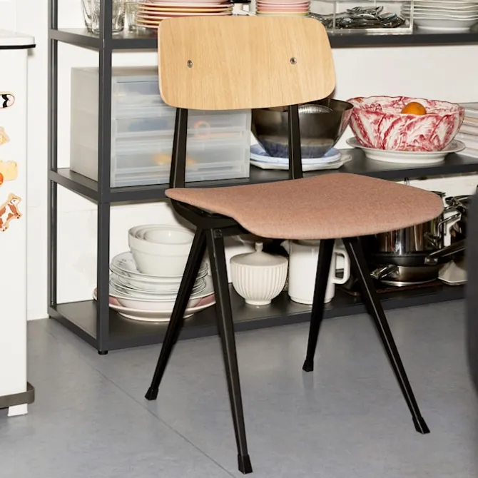 Result stol Beige