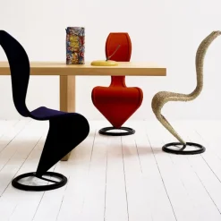 S Chair