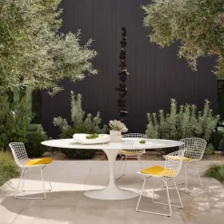 Saarinen Round utendørs spisebord Ø 107 cm