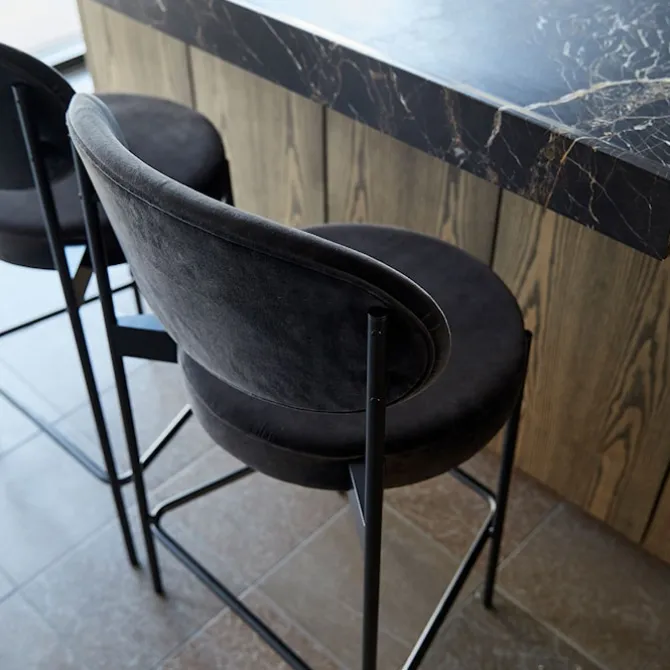 Series 430 Bar Stool