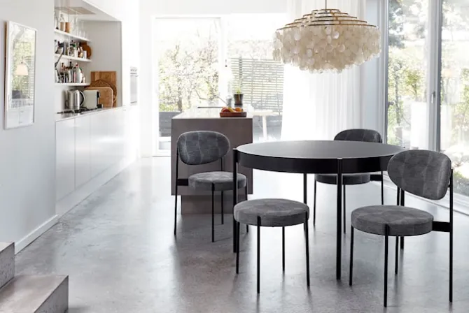 Series 430 Chair Black