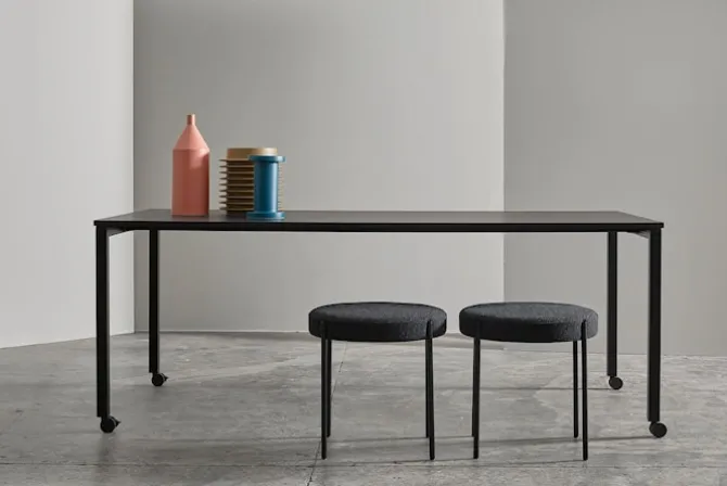 Series 430 Stool Black