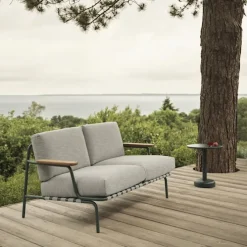Settle sofa 2-seater