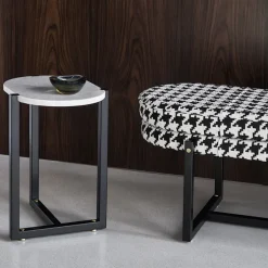 Sigmund Bench