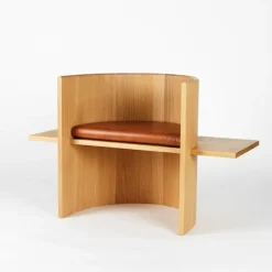 Sit, Set Chair