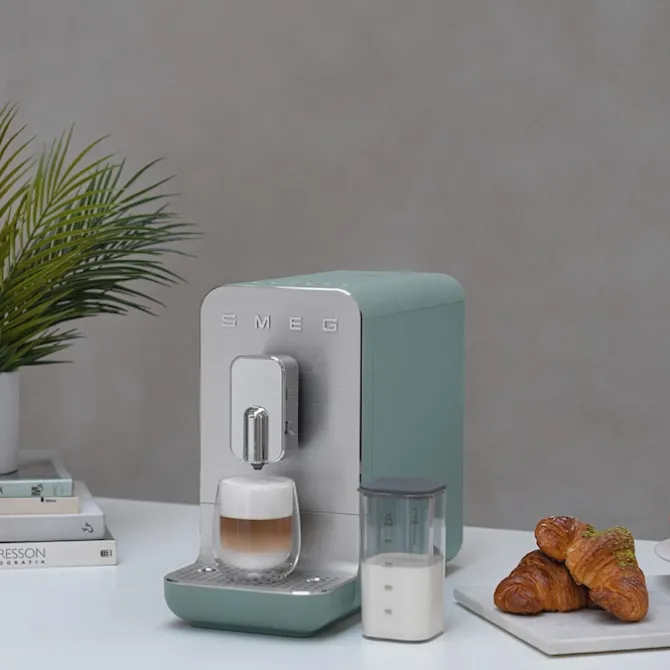 Smeg Automatic Coffee Machine With Milk System Emerald Green