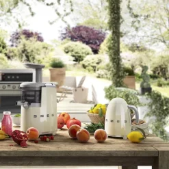 Smeg Kettle 1,7 L Cream
