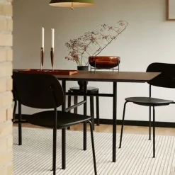 Snaregade rundt spisebordet