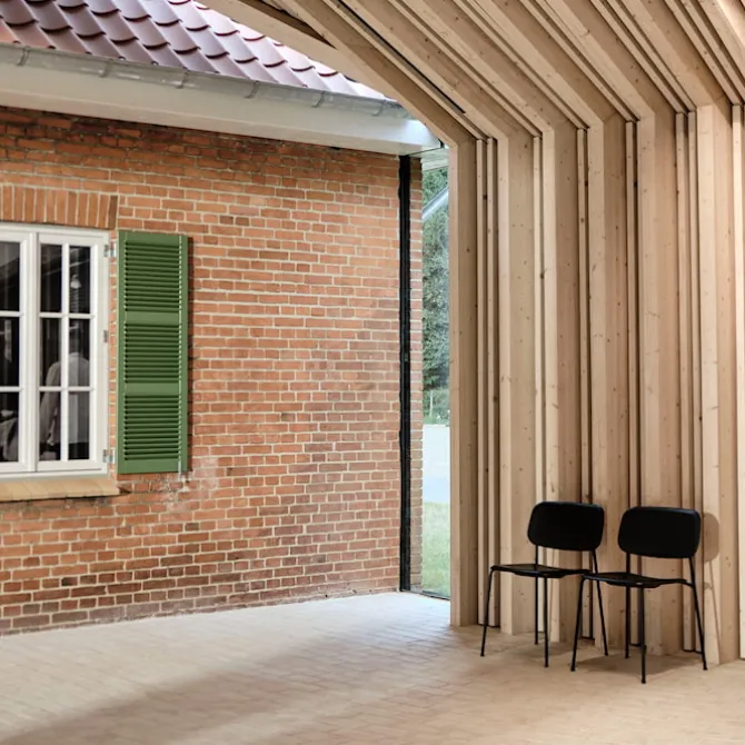 Soft Edge 40 stol Black